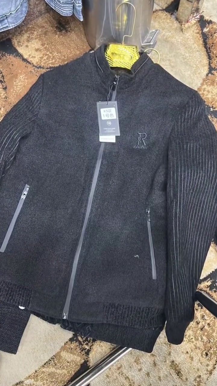 Men's Classic Textured Wool Blend Zip Jacket - Image 3