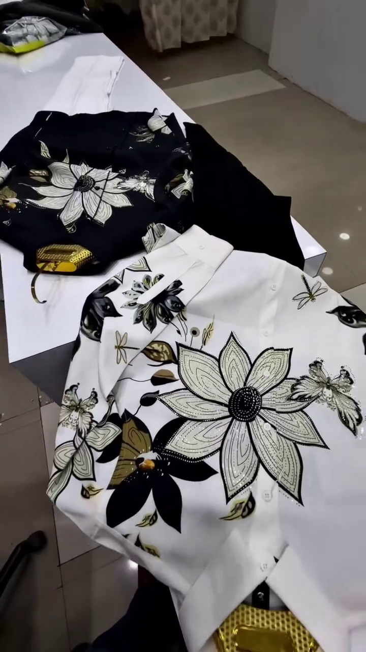 Creation Men's Exclusive Linen Fabric Position Print FULLSLEEV DESINER Shirt. - Image 4