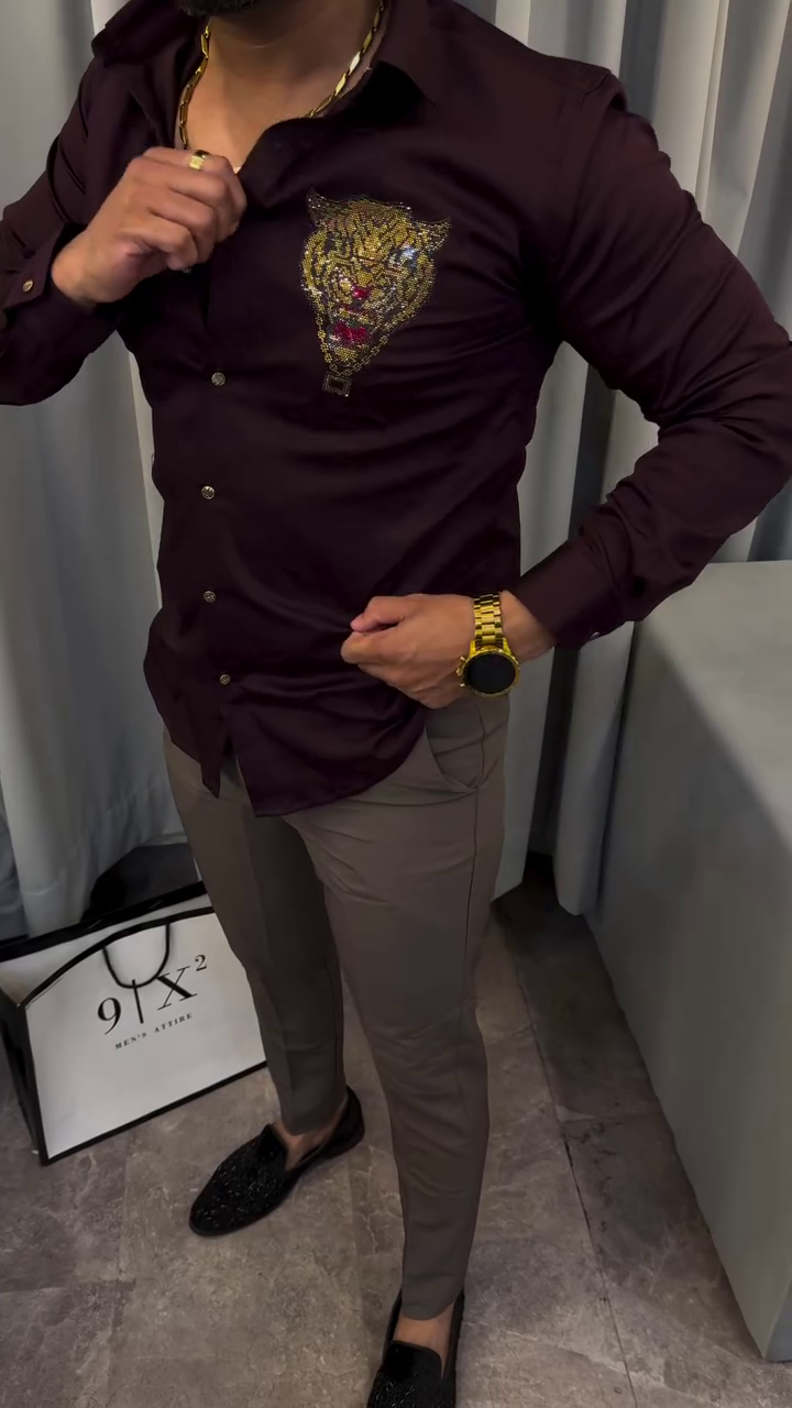 India Slim Slim Fit Spread Collar Embellished Cotton Party Shirt