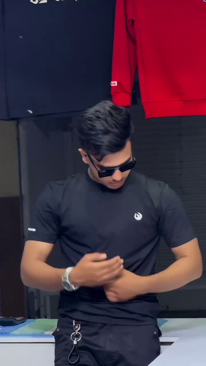 Lightweight Breathable Activewear Men’s T-Shirt - Image 4