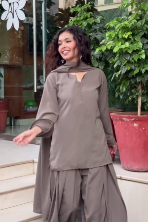 Elegant Women’s Gray Farshi Salwar Suit Set with Dupatta