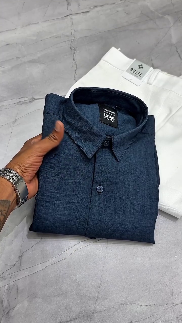 Timeless Style and Versatility of Men's Plain Shirts - Image 3