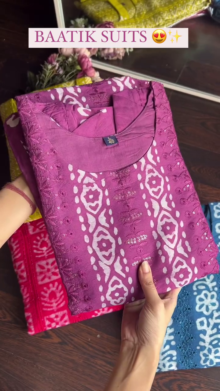Women's Batik Print Suit - Image 4